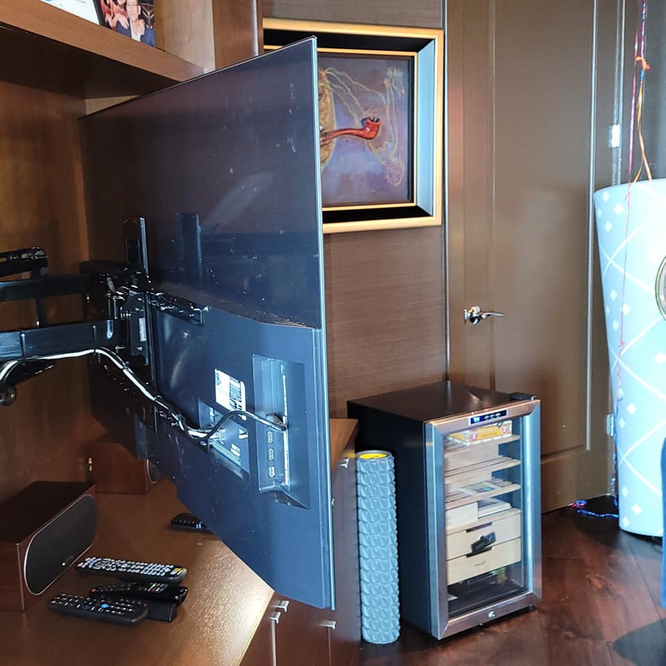 TV Articulating (Full Motion) Mounts 101
